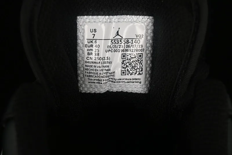 All categories Air Jordan Jordan series basketball shoes Air Jordan 1 Low G version pure original Air Jordan 1 Low AJ1 Joe 1 black and white blue low-top cultural basketball shoes 553558-140
